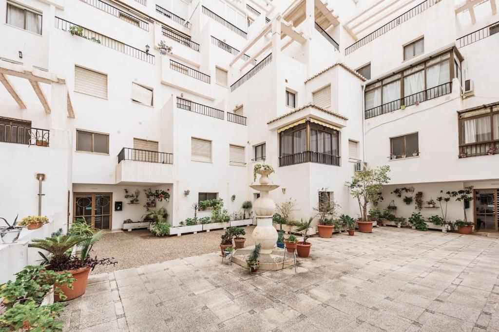 Modern First Line Apartment Almuñécar Екстериор снимка